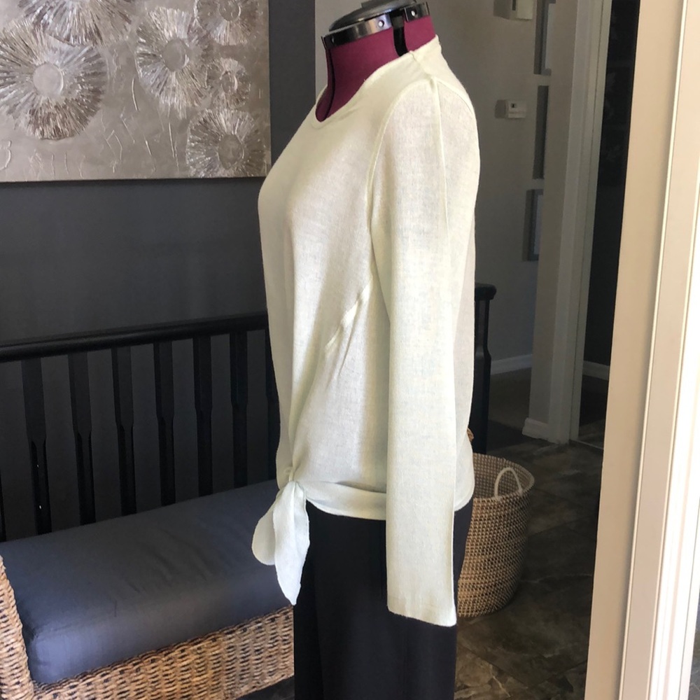 EnThread Linen blend Top - Picture 3 of 6